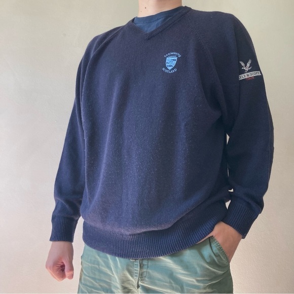 Lyle & Scott Tour | Vintage Navy Wool V-Neck Golf Sweater - Picture 1 of 12